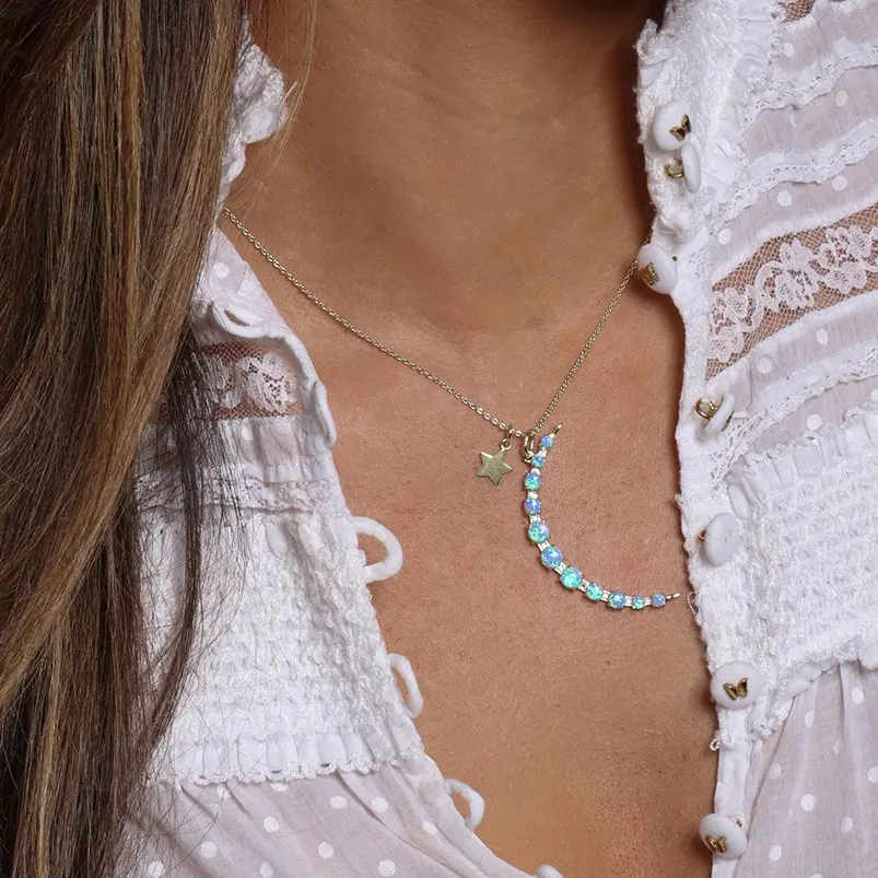 Gemnel femmes vêtements quotidiens bleu et blanc opale argent charms lune étoile collier