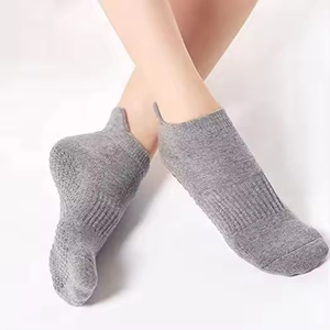 Custom Logo High Quality Yoga <b>Socks</b> Anti-Slip Low Cut Pilates Grip <b>Socks</b> for Women Barre and Yoga Practice - Product Image 3