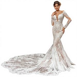 Nouvelle robe de mariée sirène/trompette sans dos, ajustée, avec traîne détachable, longueur ras du sol et cristaux - Product Image 1