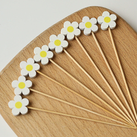 Mini brochettes en bambou écologiques jetables pour la décoration de buffets de fruits, de mariages et de cupcakes