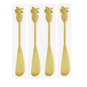 Ensemble de Spatules à Fromage en Acier Inoxydable avec Manche en Forme d'Ananas Doré, Design Unique en Métal Plaqué Argent - Product Image 4