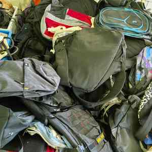 Mochilas Usadas de Alta Calidad B02, Colores Variados, para Uso Diario en Exteriores, Estado Limpio, 25-100KG, Venta al Por Mayor, Segunda Mano - Product Image 3