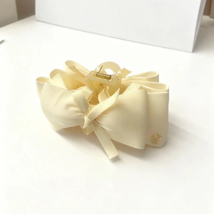 New ArrivalElegant Satin <b>Bow</b> Sweet Double-Layer Large Hair <b>Clip</b>, French Trendy Ribbon Hair <b>Clip</b> - Product Image 3