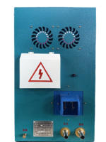 Forgeron de forge à induction 65KW, tiges de fer/tiges de cuivre/plaques d'acier sont chauffées, forgées, trempées et subissent un traitement thermique.