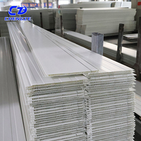 Precio de costo de fábrica Panel de techo de Pvc laminado duradero en China Apartamento moderno Decoración de interiores Materiales Rejilla de resina de PVC