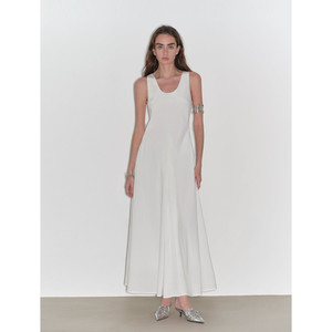 Robe-veste simple et élégante à col en U, coupe ajustée, style A-Line, texture fine, inspirée du lac de Bled - Product Image 3