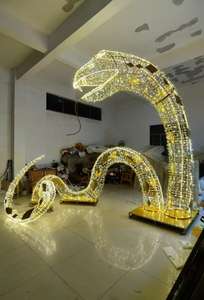 Lumière LED IP65 à motif animal 3D personnalisé (serpent) pour la décoration commerciale en gros, idéale pour les paysages et la saison des fêtes de Noël - Product Image 1
