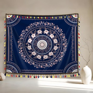 Grande <span class=keywords><strong>tapisserie</strong></span> murale dorée Mandala, décoration de chambre hippie, design indien d'artiste oriental, <span class=keywords><strong>motif</strong></span> imprimé, <span class=keywords><strong>tapisserie</strong></span> suspendue avec pompon - Product Image 3