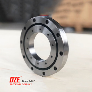 Регулируемый опорно-поворотный роликовый подшипник с предварительной нагрузкой RU124G/X DZE, твердость HRC56-62, материал 42CRMO, упорный момент 50.9 кН - Product Image 2