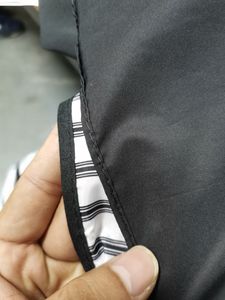 <span class=keywords><strong>Diseño</strong></span> de logotipo personalizado Salón profesional Capa de peluquero Poliéster impermeable <span class=keywords><strong>para</strong></span> peluquería y corte de pelo - Product Image 4