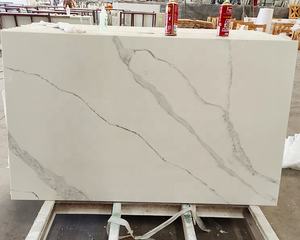 แผ่นควอตซ์สีขาวสไตล์อิตาลีสำหรับเคาน์เตอร์ครัวโต๊ะเครื่องแป้งกระเบื้องควอทซ์สีขาวขนาด3200x1600x20มม. - Product Image 2