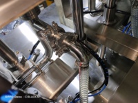Machine de remplissage semi-automatique à double tête pour sacs Bag-in-Box en acier inoxydable 304, idéale pour le ketchup, la liquide d'œuf et les sauces, facile à utiliser