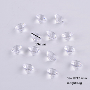 Liqin Transparent 19mm PS <span class=keywords><strong>perles</strong></span> de diamant en plastique modèle 251108 pour les remplisseurs de vase et la dispersion de table de mariage - Product Image 6