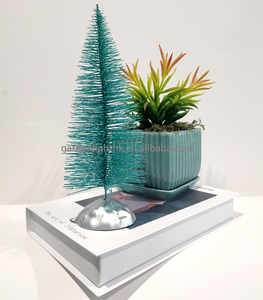 Décoration de table Mini arbre de Noël bleu lac artificiel de 9 pouces avec paillettes pour les fêtes de Noël à la maison - Product Image 3