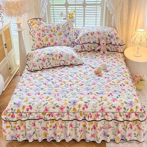 2025 venta al por mayor invierno cálido KING Size cama falda conjunto antideslizante grueso <span class=keywords><strong>colcha</strong></span> con cubierta de cama conjunto para el hogar - Product Image 5