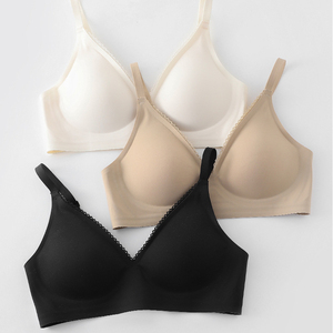 Soutien-gorge de sport japonais sans couture, col en V, sans armatures, grande taille, pour femmes corpulentes - Product Image 1