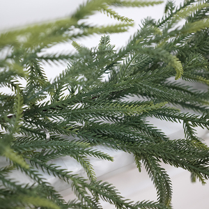 Handmade Norfolk Pine Two-Tone PE Christmas Garland, Ideal for Living Room, Fireplace & <b>Door</b> Frame Decoration - Product Image 4