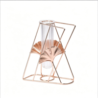 Vase en verre de fleur de décoration de salon moderne et créatif personnalisé en vente de gros Vase en verre hydroponique en métal Ginkgo Biloba