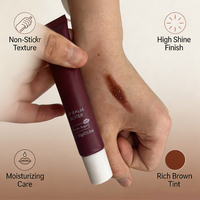 Huile à Lèvres Luxueuse Brillante Hydratante et Nourrissante aux Peptides, avec Breloque Chaîne de Téléphone Décorative Mignonne et Exquise, Modèle Standard