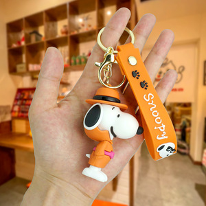 New Cartoon Charlie Brown Rubber Snoopy Keychain Car Pendant Bag Accessory for <strong>Men</strong> and Women Cute Creative Gift <strong>Key</strong> <strong>Ring</strong> - Product Image 5