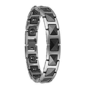 Logo personnalisé japonais céramique magnétique acier inoxydable bracelet mode bijoux chaîne <span class=keywords><strong>manchette</strong></span> bracelets pour hommes cadeau - Product Image 3