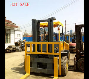 Chariot élévateur TCM FD80 d'occasion, faible heures de travail, en solde - Product Image 3