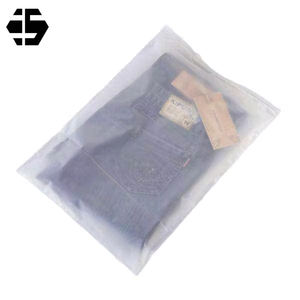 Сумка для одежды с матовым принтом - Product Image 1