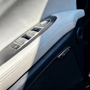 Voyah <span class=keywords><strong>Dreamer</strong></span> Grand Monospace d'occasion 2025 PHEV Version Kunpeng Haute Vitesse 4x4 Véhicules à Énergie Nouvelle Voitures d'occasion - Product Image 5