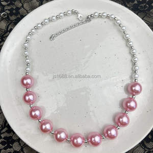 Venta al por mayor Rosa Blanco Abs perla bola 18mm <span class=keywords><strong>Bubblegum</strong></span> cuentas collar grueso niñas Cadena de cuentas ajustable collar de joyería - Product Image 1