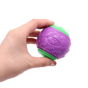 Nuovo prodotto in gomma da 6.5cm resistente palla da Tennis <span class=keywords><strong>Squeaky</strong></span> <span class=keywords><strong>Dog</strong></span> palle giocattoli da masticare per animali domestici allenamento interattivo per la pulizia dei denti - Product Image 5