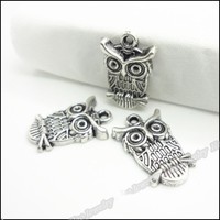 Pendentif en alliage d'argent et de bronze antique, motif hibou aux grands yeux sur branche, pour les amateurs de nature, idéal comme marque-page ou décoration
