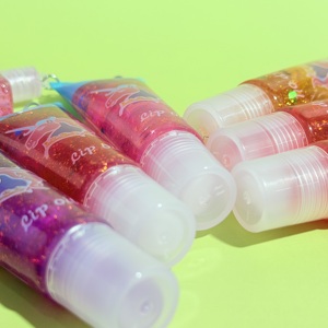 Brillo Labial Miss Look <span class=keywords><strong>Unicornio</strong></span> con Llavero de Estrella, Hidratante, Brillante, Voluminizador, No Pegajoso, para Niñas - Product Image 5