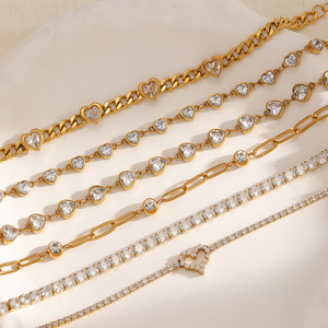 Pulsera de Diamantes para Mujer, Chapada en Oro de 18k, Acero Inoxidable, Corte Corazón, Incrustada con Diamantes, Joyería para Uso Diario - Product Image 2