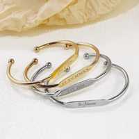 Bracelet personnalisé avec initiales et date, bracelet pour demoiselle d'honneur, cadeau pour la fête des mères, bracelet minimaliste personnalisé pour elle