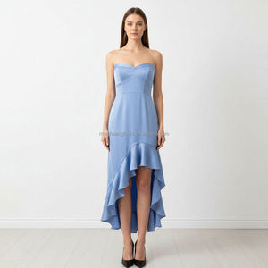 فستان ماكسي أزرق فاتح بدون حمالات مخصص للنساء مع كشكشة - Product Image 2