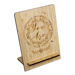 Soporte para Tarjetas con Grabado Láser de Corazón de Bambú, 15x25x10cm, para Decoración del Hogar u Oficina, Regalo para el Día de San Valentín o el Día de la Madre - Product Image 3