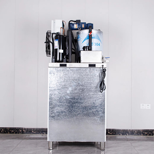 Máquina de Hielo en Escamas Eléctrica Comercial con Capacidad de Almacenamiento de 200 kg para Bebidas Frías - Product Image 3