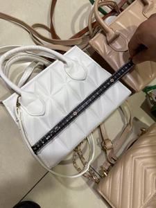 Bolso <span class=keywords><strong>de</strong></span> Hombro <span class=keywords><strong>de</strong></span> Gran Capacidad para Mujer, Color Sólido, Moda 2026, con Cierre Abierto, Color Caramelo, Venta al Por Mayor Directo <span class=keywords><strong>de</strong></span> Productores - Product Image 5