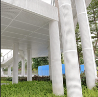 Panneau mural en aluminium perforé décoratif moderne pour la décoration extérieure et intérieure des villas et des centres commerciaux