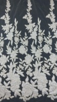 Tissu en maille brodé 3D Premium avec perles et sequins en cristal pour la confection de robes de mariée et la création de tenues de cérémonie