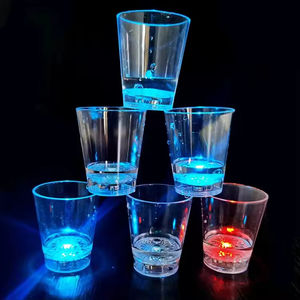 Giá rẻ ánh sáng lên dẫn Ly tự động nhấp nháy uống cốc cốc màu thay đổi bia <span class=keywords><strong>Whisky</strong></span> cốc thủy tinh cho Câu lạc bộ thanh Nguồn cung cấp bên - Product Image 1