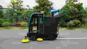 Mesin Penyapu Industri Tertutup Sepenuhnya, Peralatan Pembersih Pengumpul Debu Listrik, Sikat Samping untuk Lantai Beton, Epoxy, dan Terrazzo - Product Image 5