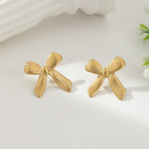 Ensemble de bijoux pour femmes, boucles d'oreilles créoles tendance en acier inoxydable plaqué or antique personnalisé - Product Image 1