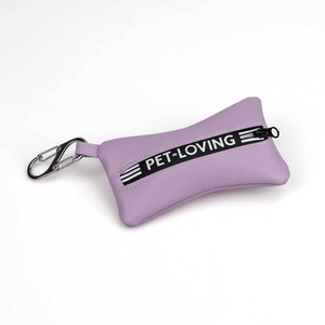 Distributeur <span class=keywords><strong>de</strong></span> sacs à déjections pour animaux <span class=keywords><strong>de</strong></span> compagnie, support portable et élégant en cuir PU pour sacs à déjections canines, indispensable pour les promenades avec votre chien - Product Image 6