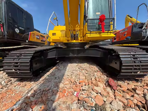 Excavatrice Komatsu PC240, machine de démolition haute performance - Product Image 5