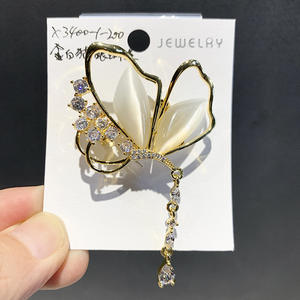 Broche <span class=keywords><strong>papillon</strong></span> goutte d'eau en zircon <span class=keywords><strong>doré</strong></span> haut de gamme TIANSHE, cadeau d'anniversaire, accessoire de mode de luxe, épingle de sûreté <span class=keywords><strong>insecte</strong></span> - Product Image 3