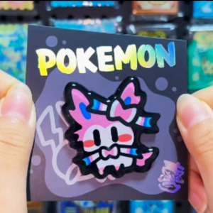 Nouvelle sortie YQ : Boîte de rangement personnalisée en acrylique pour cartes Pokémon, fan art, jouets, figurines, et cartes de collection (Eif Baby Little Nose, Acrylic Magnet) - Product Image 1