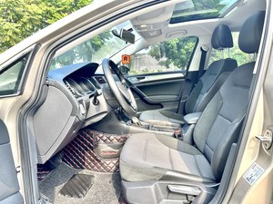 <span class=keywords><strong>Volkswagen</strong></span> <span class=keywords><strong>Golf</strong></span> <span class=keywords><strong>2020</strong></span> Usado, 5 Puertas, 5 Plazas, Hatchback, Gasolina, Turbo, Automático, Tapicería de Tela, Volante a la Izquierda, Pantalla Táctil, Cámara, LED - Product Image 5