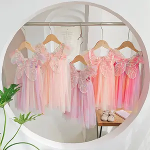 Gökkuşağı renkleri bebek çocuk kız işlemeli dantel kolsuz tül çiçek prenses parti elbiseler geri kelebek kanatları doğum günü hediyesi