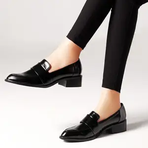 Hot Selling Fashion Square Toe Ladys Loafers Big Size Patent Leather Low Heel Loafers Shoes For Women